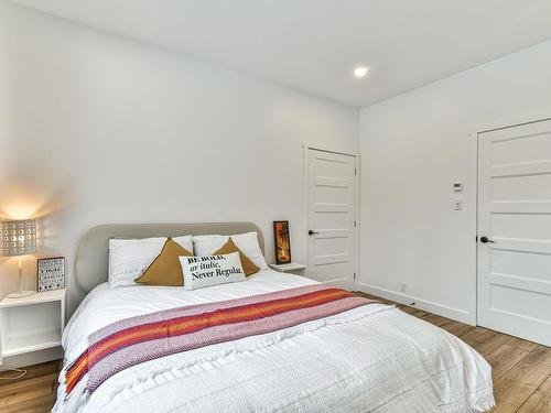 Chambre Ã Â coucher - 665 Rue Des Mésanges, Sainte-Adèle, QC - Indoor Photo Showing Bedroom