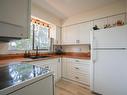 12-309 Moilliet St South, Parksville, BC  - Indoor Photo Showing Kitchen With Double Sink 
