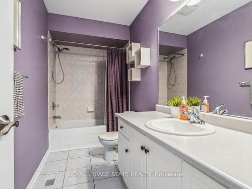 67-800 Paramount Dr, Hamilton, ON - Indoor Photo Showing Bathroom