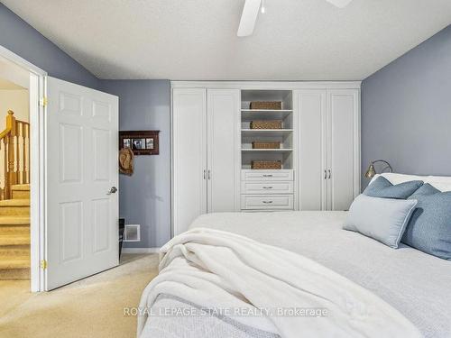 67-800 Paramount Dr, Hamilton, ON - Indoor Photo Showing Bedroom