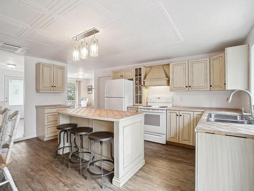 Cuisine - 138 Rue Morency, Saint-Lin/Laurentides, QC - Indoor Photo Showing Kitchen With Double Sink