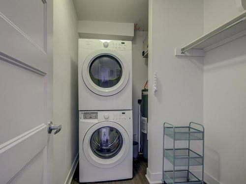 Salle de lavage - 213-50 Ch. De La Carrière, Carignan, QC - Indoor Photo Showing Laundry Room