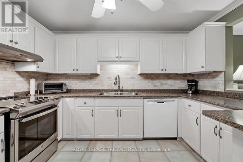 #36 -1443 Commissioners Rd W, London, ON - Indoor Photo Showing Kitchen With Double Sink