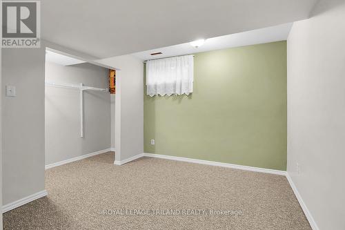 #36 -1443 Commissioners Rd W, London, ON - Indoor Photo Showing Other Room