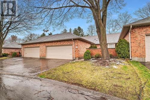 #36 -1443 Commissioners Rd W, London, ON - Outdoor