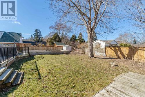15 Nelles Road N, Grimsby, ON - Outdoor