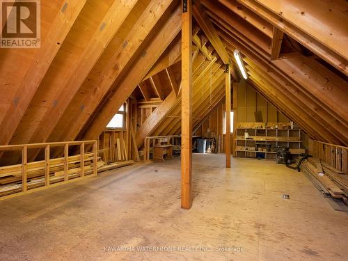 15 Balsam Park Road, Kawartha Lakes, ON - Indoor Photo Showing Other Room