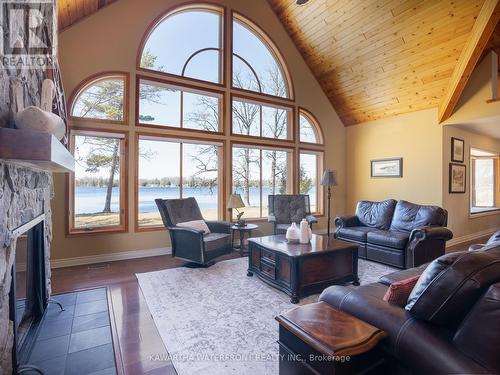 15 Balsam Park Road, Kawartha Lakes, ON - Indoor Photo Showing Living Room With Fireplace
