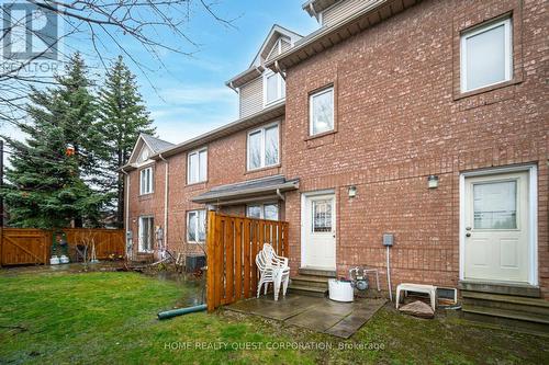 #165 -99 Bristol Rd E, Mississauga, ON - Outdoor With Exterior