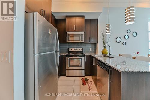 1609 - 840 Queens Plate Drive, Toronto, ON - Indoor Photo Showing Kitchen With Upgraded Kitchen
