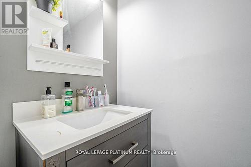 430 Ginger Dwns, Mississauga, ON -  Photo Showing Bathroom