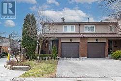 #54 -725 VERMOUTH AVE  Mississauga, ON L5A 3X5