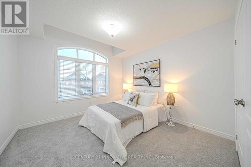 95 Bridlewood Blvd, Whitby, ON - Indoor Photo Showing Bedroom