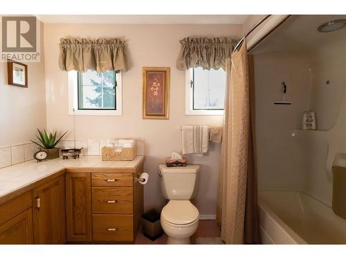 13725 Waldina Road, Prince George, BC - Indoor Photo Showing Bathroom
