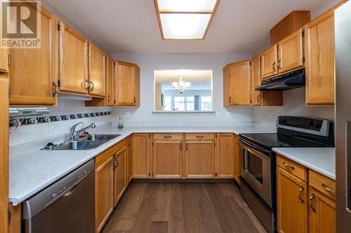 122 801 Preston Road, Prince George, BC - Indoor Photo Showing Kitchen With Double Sink