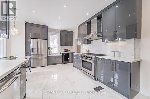 117 Main Unionville St, Markham, ON - Indoor Photo Showing Kitchen With Upgraded Kitchen