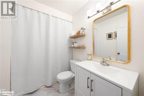 126 Gibson Street, Parry Sound, ON - Indoor Photo Showing Bathroom