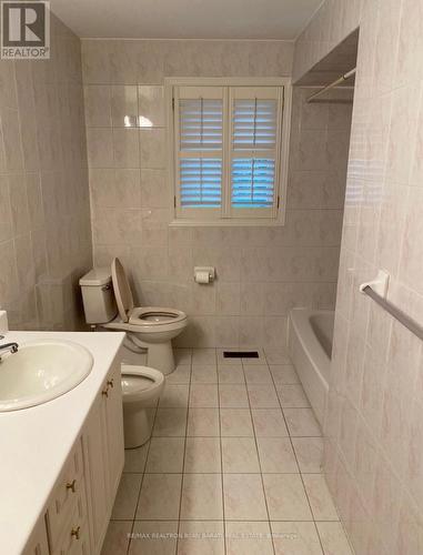 473 Hounslow Ave, Toronto, ON - Indoor Photo Showing Bathroom