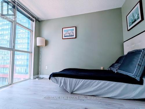 #606 -105 Victoria St, Toronto, ON - Indoor Photo Showing Bedroom