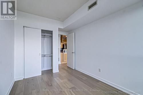 #2806 -281 Mutual St, Toronto, ON - Indoor Photo Showing Other Room