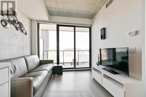 1310 - 55 Ontario Street, Toronto, ON - Indoor Photo Showing Living Room