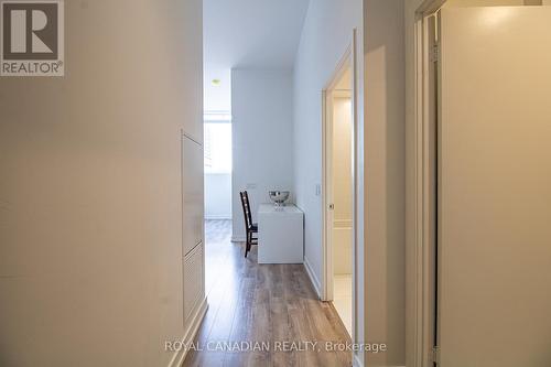 #404 -20 Edward St, Toronto, ON - Indoor Photo Showing Other Room