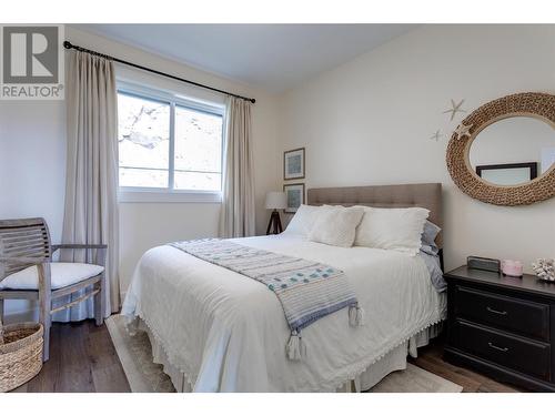 2604 Crown Crest Drive, West Kelowna, BC - Indoor Photo Showing Bedroom