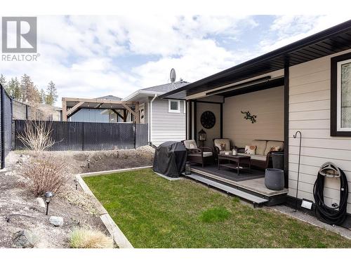 2604 Crown Crest Drive, West Kelowna, BC - Outdoor With Exterior