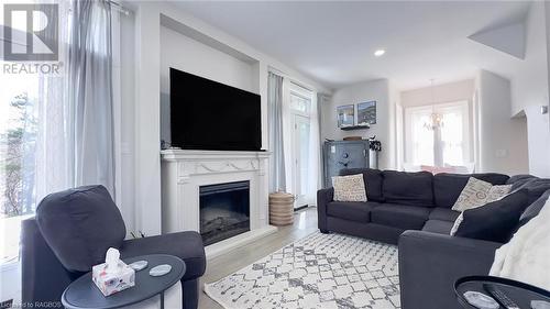 509 Alma Street, Walkerton, ON - Indoor Photo Showing Living Room With Fireplace