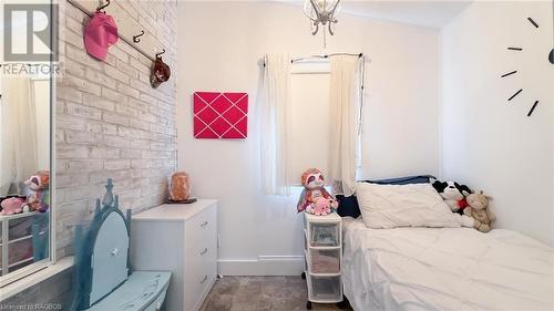 509 Alma Street, Walkerton, ON - Indoor Photo Showing Bedroom