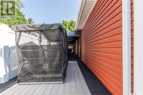 205 Ross Street W, Moose Jaw, SK - Outdoor With Exterior