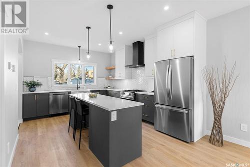 739 1St Street E, Saskatoon, SK - Indoor Photo Showing Kitchen With Upgraded Kitchen