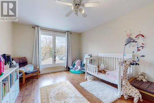 110 Wood Lane, Richmond Hill, ON - Indoor Photo Showing Bedroom