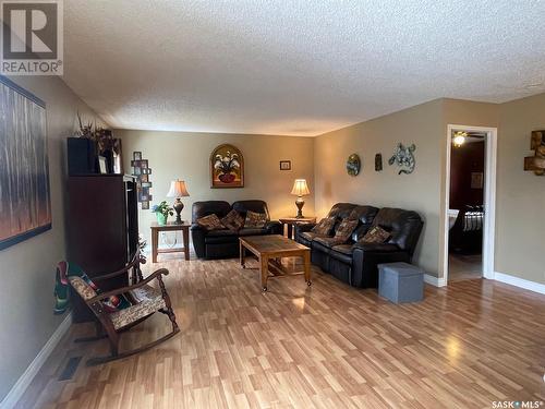 8.5 Kms South On Highway #4, Meadow Lake Rm No.588, SK - Indoor Photo Showing Living Room