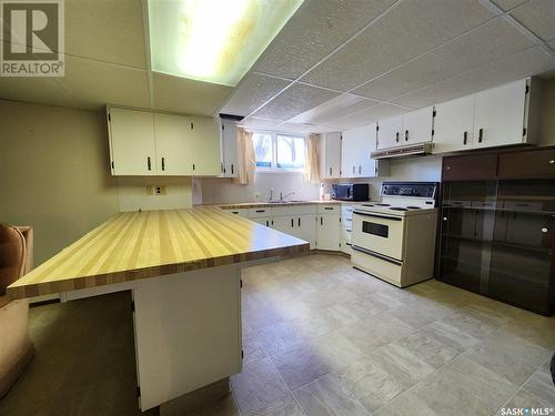 513 Beckwell Avenue, Radville, SK - Indoor Photo Showing Kitchen
