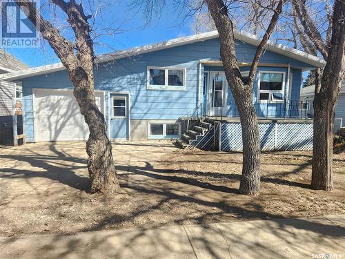 513 Beckwell Avenue, Radville, SK - Outdoor