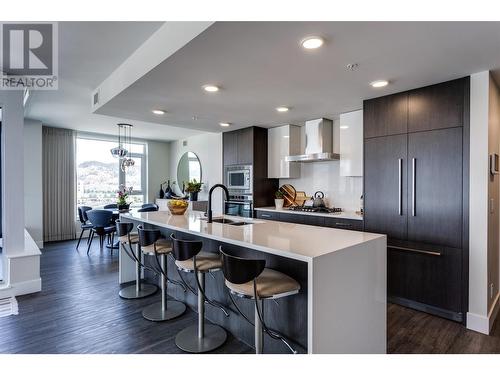 1588 Ellis Street Unit# 1609, Kelowna, BC - Indoor Photo Showing Kitchen With Upgraded Kitchen