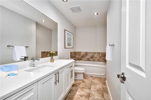 VIRTUALLY STAGED - 1477 Lakeshore Road|Unit #305, Burlington, ON - Indoor Photo Showing Bathroom