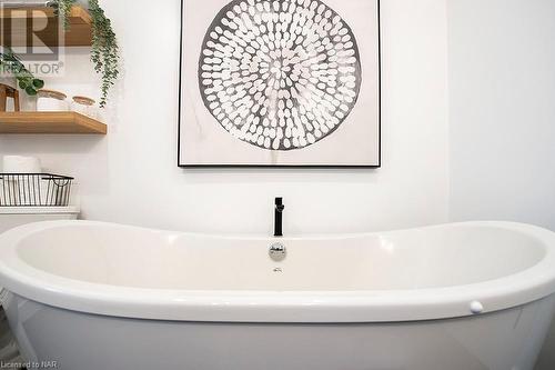 Soaker tub!!! - 24 Madison Street, Fort Erie, ON - Indoor Photo Showing Bathroom