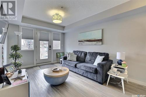 102 5301 Universal Crescent, Regina, SK - Indoor Photo Showing Living Room