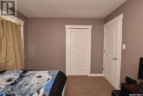 2077 Broder Street, Regina, SK - Indoor Photo Showing Bedroom