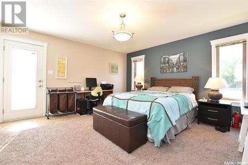 2077 Broder Street, Regina, SK - Indoor Photo Showing Bedroom