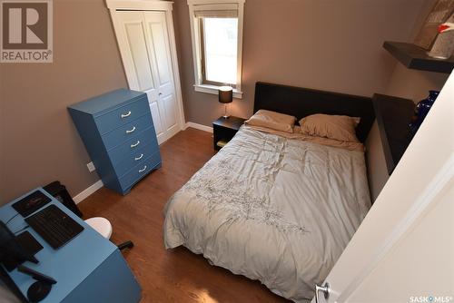 2077 Broder Street, Regina, SK - Indoor Photo Showing Bedroom