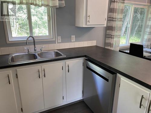 6446 Lynx Road, 100 Mile House, BC - Indoor Photo Showing Kitchen With Double Sink