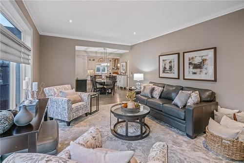 4 Meritage Lane, Niagara-On-The-Lake, ON - Indoor Photo Showing Living Room