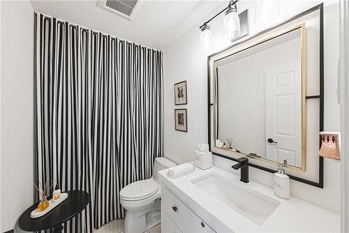 Three piece bath glass shower and heated floors - 2220 Lakeshore Road|Unit #11, Burlington, ON - Indoor Photo Showing Bathroom