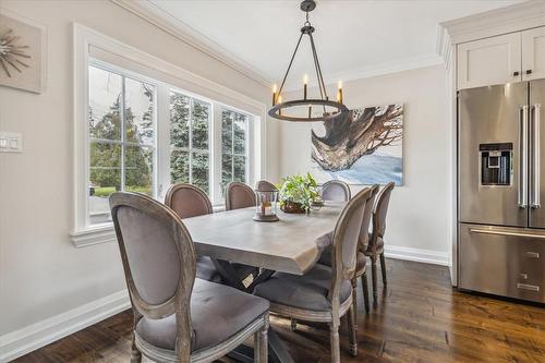 915 Condor Drive, Burlington, ON - Indoor Photo Showing Dining Room