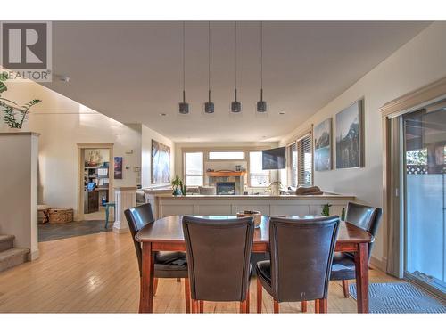 573 Mt Symons Place, Coldstream, BC - Indoor Photo Showing Dining Room