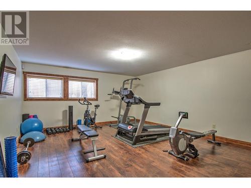 573 Mt Symons Place, Coldstream, BC - Indoor Photo Showing Gym Room