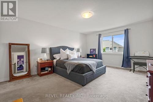 45 Roselawn Crescent, Welland, ON - Indoor Photo Showing Bedroom